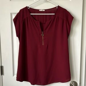 Maurice’s zipper neck top xl